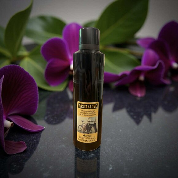 Davines Pasta & Love Shimmering Pre Shaving Gel After Shave Cream Gift Set - Picture 2 of 4